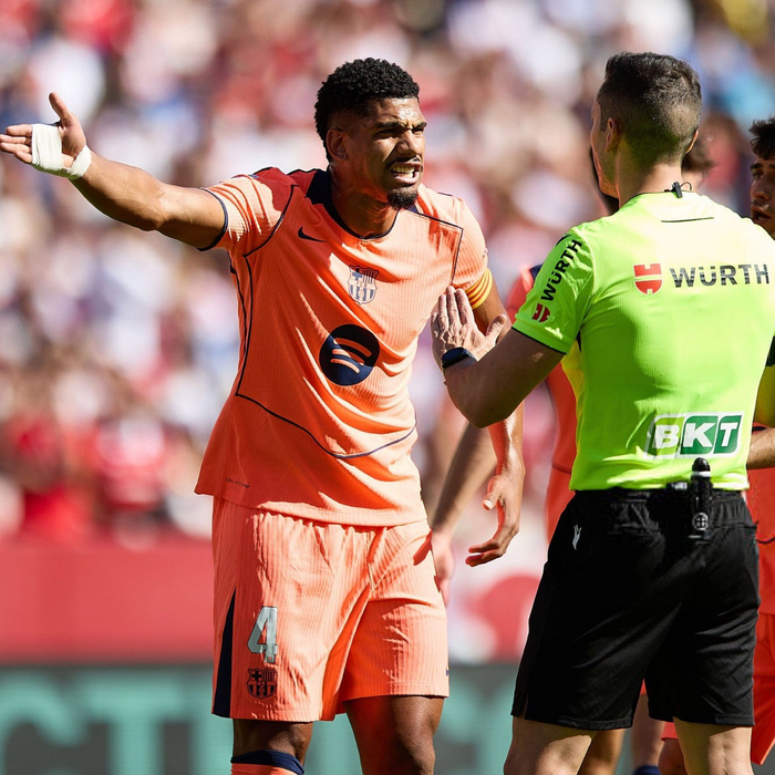 jiuyou-包含塞维利亚球员家中发生意外，或将缺席训练的词条